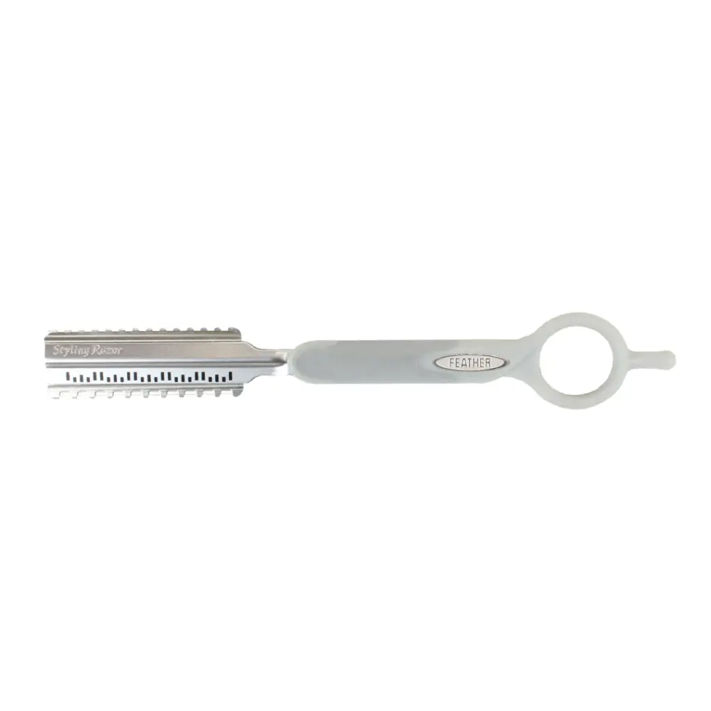 Feather-Styling-Razor-W-horizontal